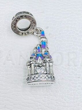 Pandora Disney Magic Kingdom Castle Cham New